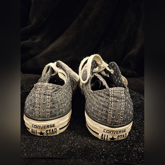 Converse Black and White Women's Sneakers Size 6 - Picture 3 of 8